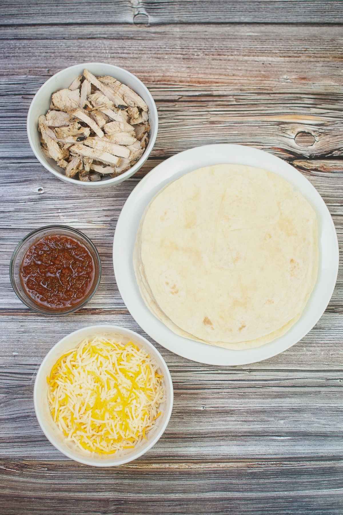 Ingredients for air fryer chicken quesadilla recipe.