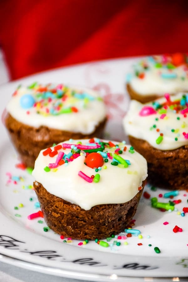 Brownie Cups with Peppermint Buttercream