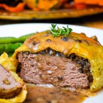 Featured image for individual beef wellingtons.