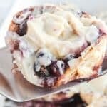 Pin image for easy blueberry cinnamon rolls.