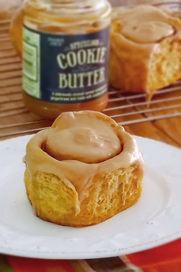 Pumpkin Cookie Butter Cinnamon Buns