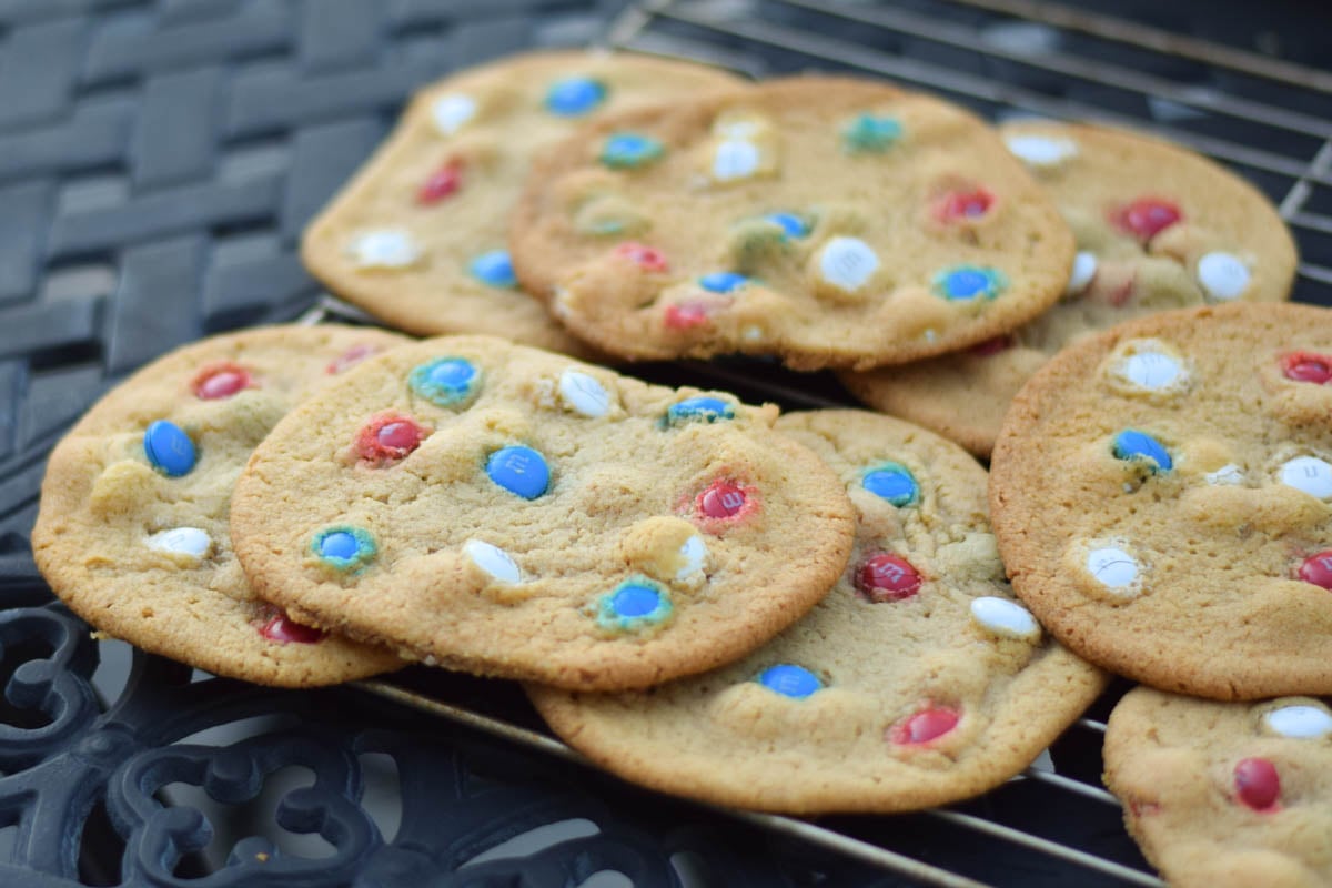 Cooling rack with stacked cookies.
