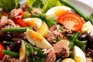Traditional Nicoise Salad Recipe Quick Salad Recipes for Healthy Salad Ideas to Boost Your Nutrition Traditional Nicoise Salad Recipe | Quick Salad Recipes for Healthy Salad Ideas to Boost Your Nutrition