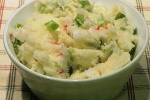 Classic Creamy Mashed Potato Salad Recipe Quick Salad Recipes for Healthy Salad Ideas to Boost Your Nutrition Classic Creamy Mashed Potato Salad Recipe | Quick Salad Recipes for Healthy Salad Ideas to Boost Your Nutrition