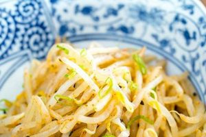 Best Bean Sprout Salad Recipes: Easy & Healthy | Quick Salad Recipes for Healthy Salad Ideas to Boost Your Nutrition