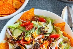 Simple Taco Salad Recipe With Doritos Quick Salad Recipes for Healthy Salad Ideas to Boost Your Nutrition Simple Taco Salad Recipe With Doritos | Quick Salad Recipes for Healthy Salad Ideas to Boost Your Nutrition