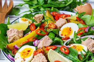 Classic Tuna Salad Nicoise Recipe: Easy & Delicious Quick Salad Recipes for Healthy Salad Ideas to Boost Your Nutrition Classic Tuna Salad Nicoise Recipe: Easy & Delicious | Quick Salad Recipes for Healthy Salad Ideas to Boost Your Nutrition