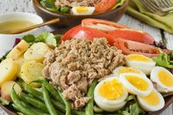 Classic Salad Nioise Recipe: A French Delight Quick Salad Recipes for Healthy Salad Ideas to Boost Your Nutrition Classic Salad Nioise Recipe: A French Delight | Quick Salad Recipes for Healthy Salad Ideas to Boost Your Nutrition