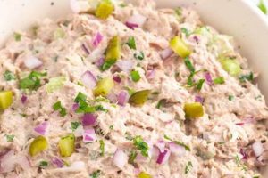 Classic Tuna Salad Recipe: Easy & Delicious Quick Salad Recipes for Healthy Salad Ideas to Boost Your Nutrition Classic Tuna Salad Recipe: Easy & Delicious | Quick Salad Recipes for Healthy Salad Ideas to Boost Your Nutrition