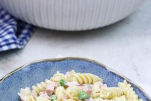 Ruby Tuesday's Pasta Salad Recipe | Quick Salad Recipes for Healthy Salad Ideas to Boost Your Nutrition