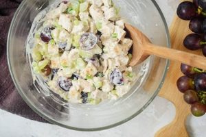 Easy Green Grape Chicken Salad Recipe (Quick & Healthy) Quick Salad Recipes for Healthy Salad Ideas to Boost Your Nutrition Easy Green Grape Chicken Salad Recipe (Quick & Healthy) | Quick Salad Recipes for Healthy Salad Ideas to Boost Your Nutrition