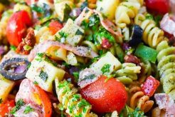 Easy Italian Pasta Salad Recipe (Classic) Quick Salad Recipes for Healthy Salad Ideas to Boost Your Nutrition Easy Italian Pasta Salad Recipe (Classic) | Quick Salad Recipes for Healthy Salad Ideas to Boost Your Nutrition