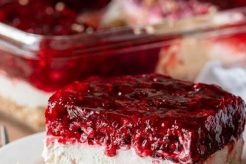 Easy Raspberry Pretzel Salad Recipe (Classic) | Quick Salad Recipes for Healthy Salad Ideas to Boost Your Nutrition