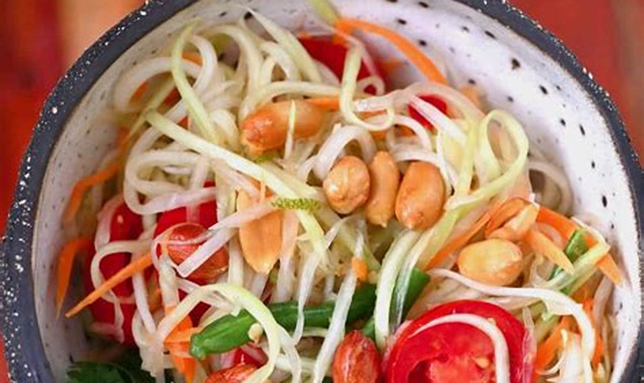 Best Authentic Papaya Salad Recipes to Try Quick Salad Recipes for Healthy Salad Ideas to Boost Your Nutrition Best Authentic Papaya Salad Recipes to Try | Quick Salad Recipes for Healthy Salad Ideas to Boost Your Nutrition