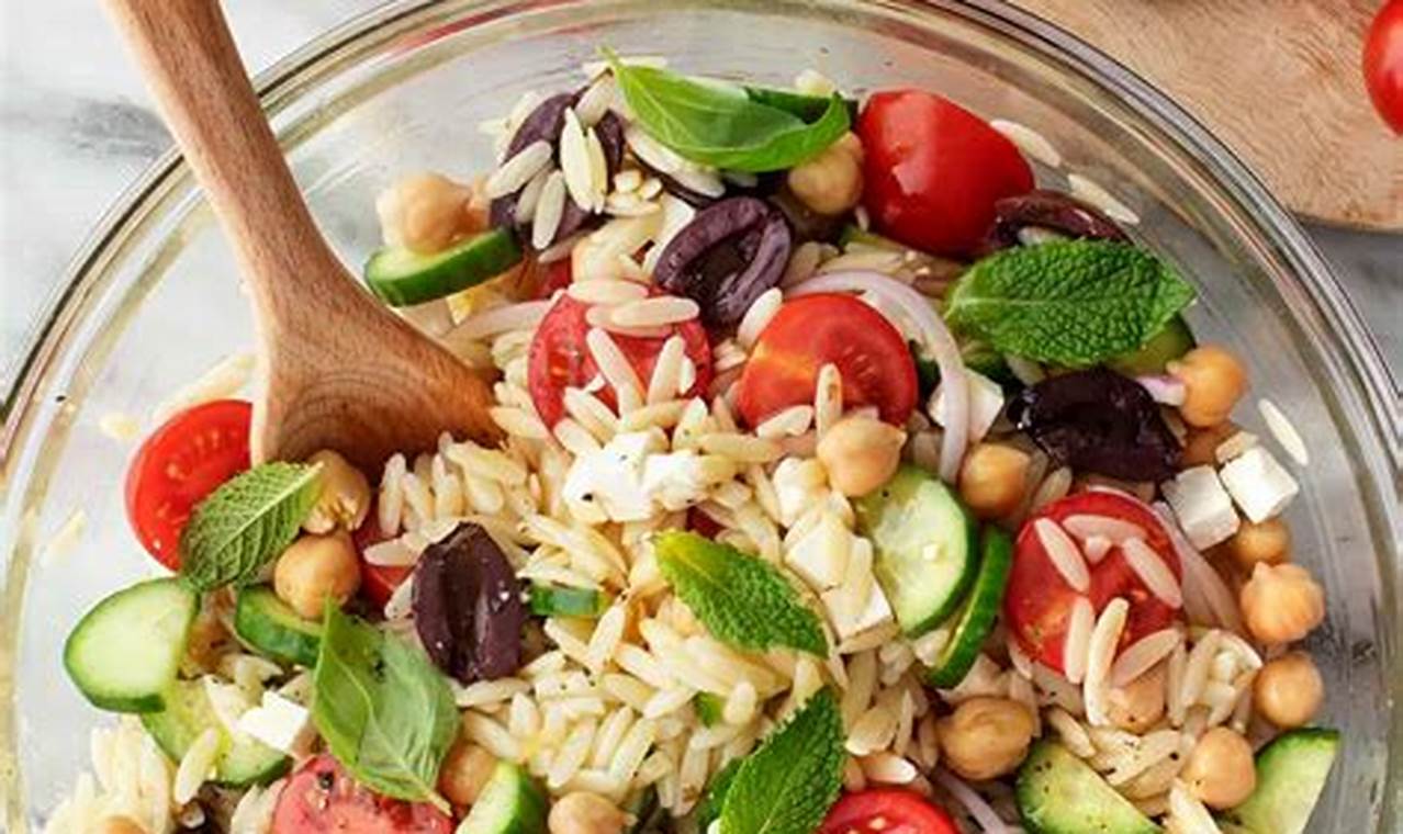 Easy Orzo Greek Salad Recipes (Whole Foods) | Quick Salad Recipes for Healthy Salad Ideas to Boost Your Nutrition