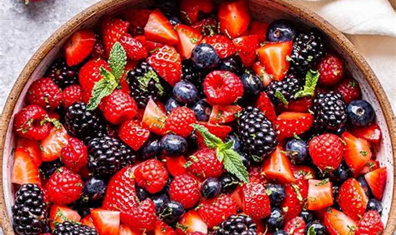 Easy Fresh Fruit Berry Salad Recipe (Vegan) Quick Salad Recipes for Healthy Salad Ideas to Boost Your Nutrition Easy Fresh Fruit Berry Salad Recipe (Vegan) | Quick Salad Recipes for Healthy Salad Ideas to Boost Your Nutrition