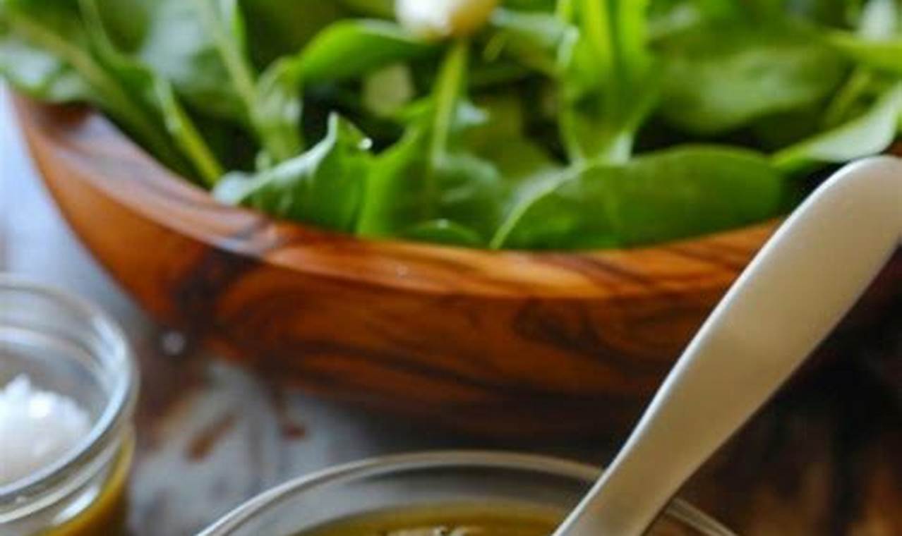 Best Garlic Salad Recipes & Dressing Ideas | Quick Salad Recipes for Healthy Salad Ideas to Boost Your Nutrition